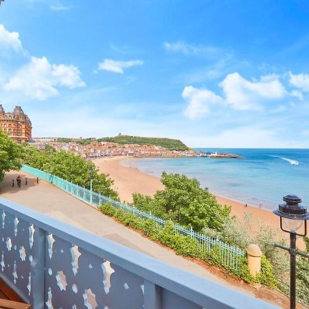 The Spa Chalet Scarborough Hot Tub, Pool, Gym, Beach Location 외부 사진
